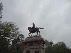 翌日は花巻から仙台に抜け、レンタカーを乗り捨てて新幹線で帰京。

雨模様の仙台は、桜に代わって新緑の季節になっていました。