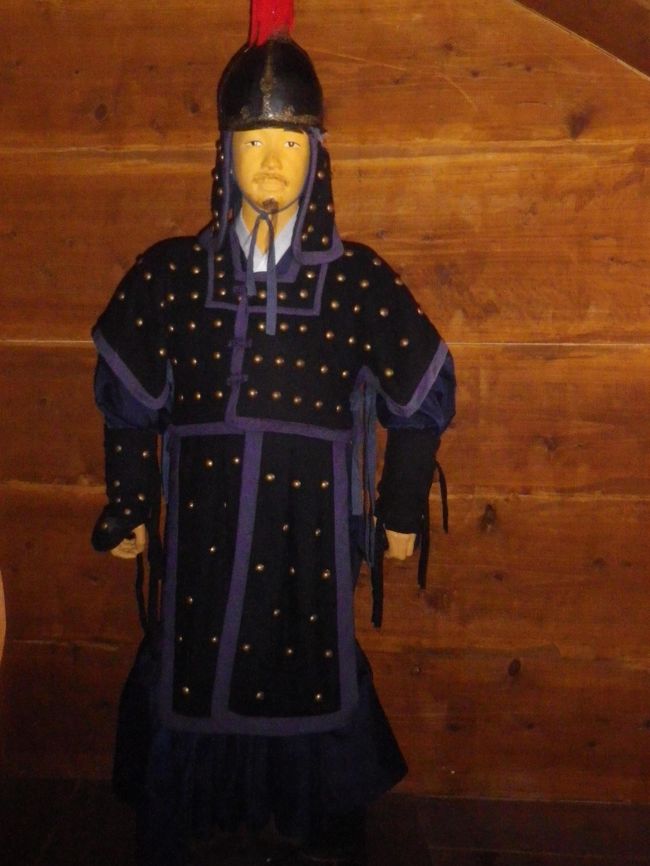 亀甲船内の展示品