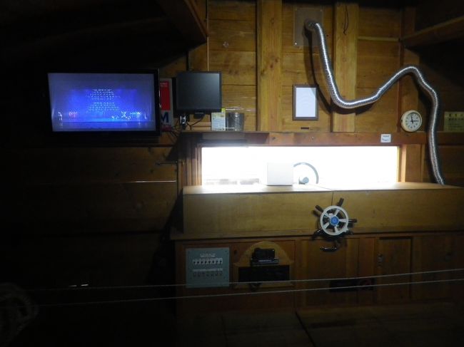 亀甲船内の展示品