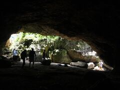 ニヤティヤ洞窟
