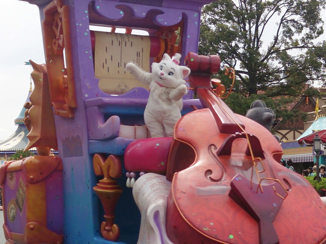 マリーちゃん(*^^*)<br />猫派の母の心をつかんでいました(笑)。