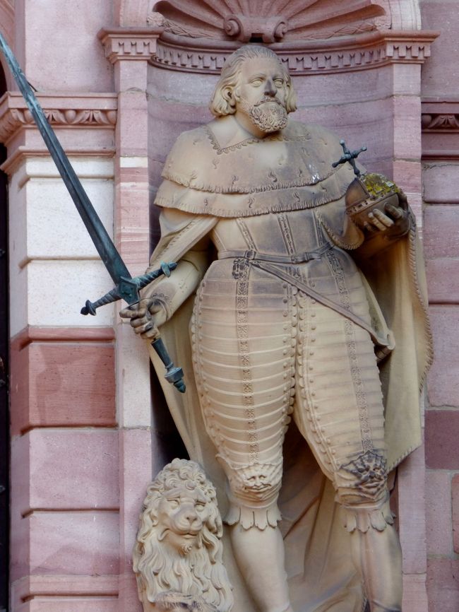 　じゃ、こっちは誰よ？<br /><br />　（せっかく・・・・。）