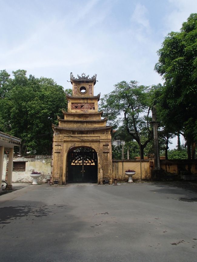 これは・・・何だったかな？門？通っちゃ行けなかったような？<br /><br />