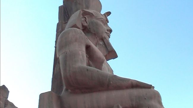 ラムセス２世像です。