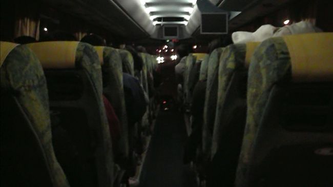 １月１０日。<br />早朝まだ暗いなか、カイロに到着。<br />バスでアレキサンドリアへ向かいます。<br />