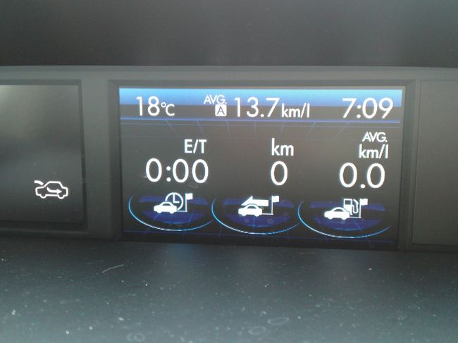 12時発の飛行機に乗るため、5時間前に家を出ます。