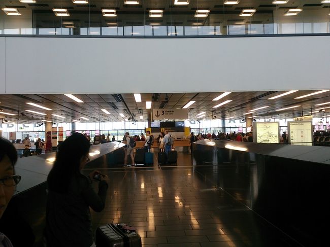 帰国の途につきます。<br />ウィーンは非常に綺麗な街でした。<br />