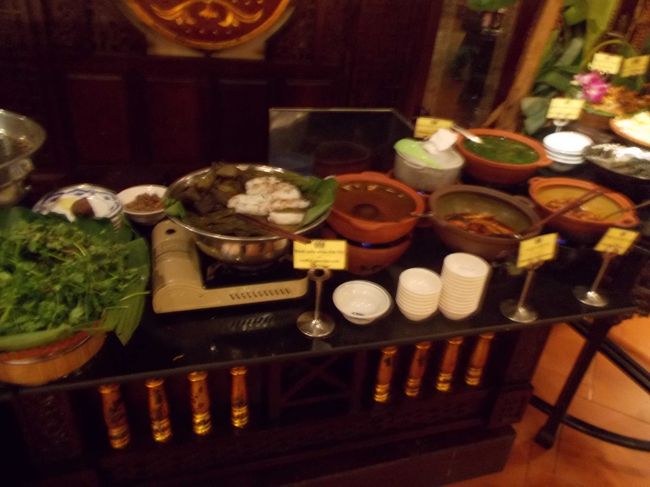 ビュッフェ料理の数はかなり多いです。<br />