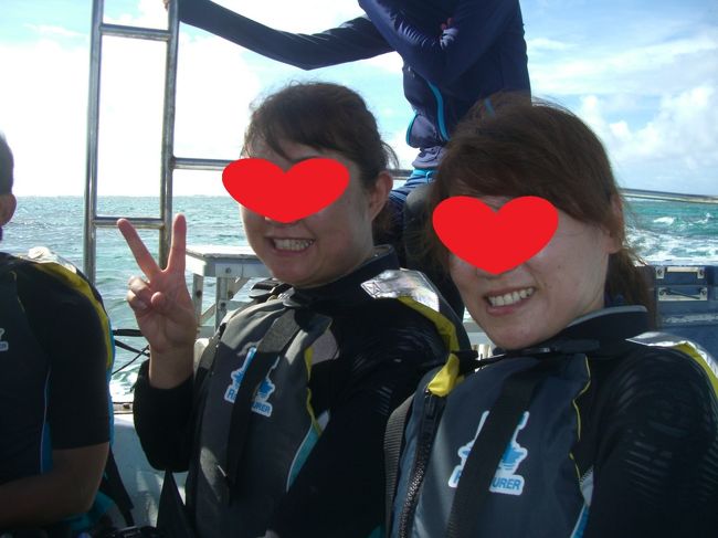 日焼けと少し泳ぎに自信がないので、ウェットスーツにライフジャケットです。