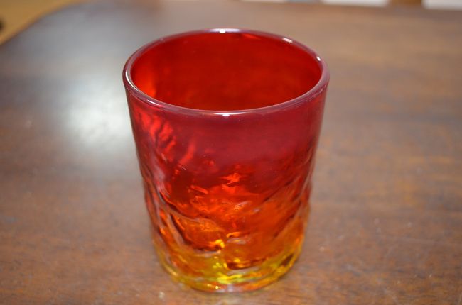 少しこだわって見つけた琉球グラス。