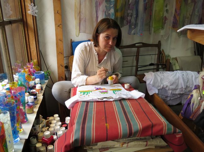 手書きのＴシャツの工房です。