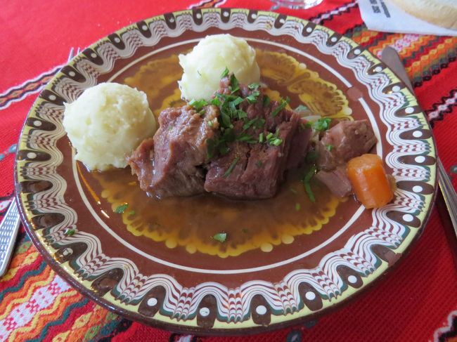 子牛のやわらか煮です。