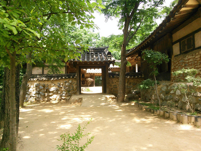 両班(ヤンバン)の屋敷<br /><br />