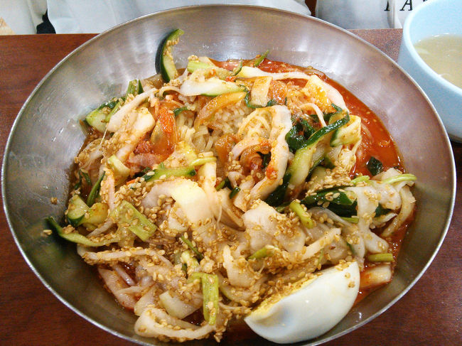 お目当てはこれ！<br /><br />ビビングクス☆8000W<br /><br />もう鉄板の味ですね、全然飽きません。<br />夏だったら週1で食べたい感じ♪