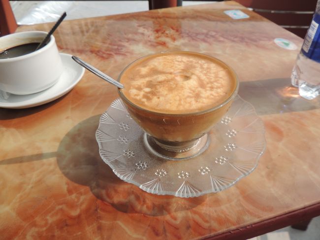 私はエッグコーヒーを頼みました。卵がフワフワで甘くて飲みやすい！旨〜い！