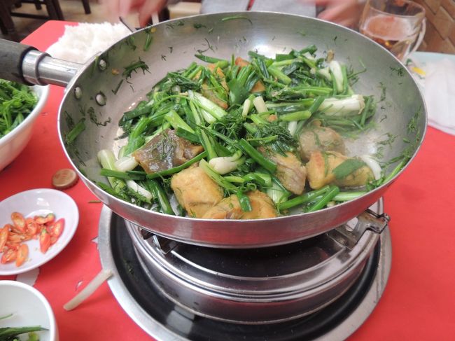 店員さんが手際良く作ってくれます。