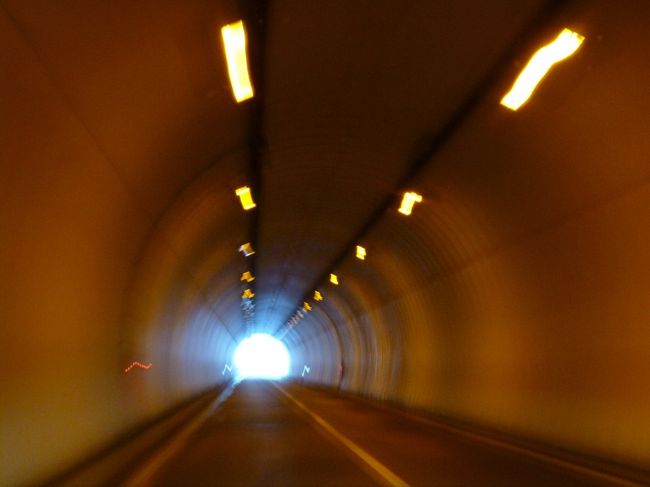 群馬と栃木の県境がある金精トンネルを抜けると・・・