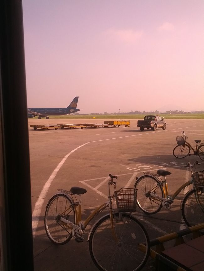 バスに乗ります。