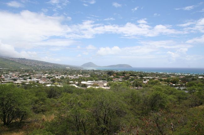 カハラトンネルをぬけて。