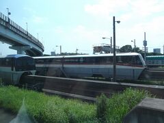 此処から羽田空港第二ターミナル駅へ戻ります