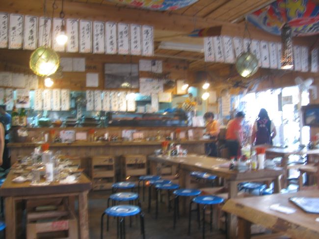 那覇経由で石垣島に来て、その日に波照間に行く予定でしたが、<br />台風の影響でフェリーが出ず、石垣島で１泊する事に(泣