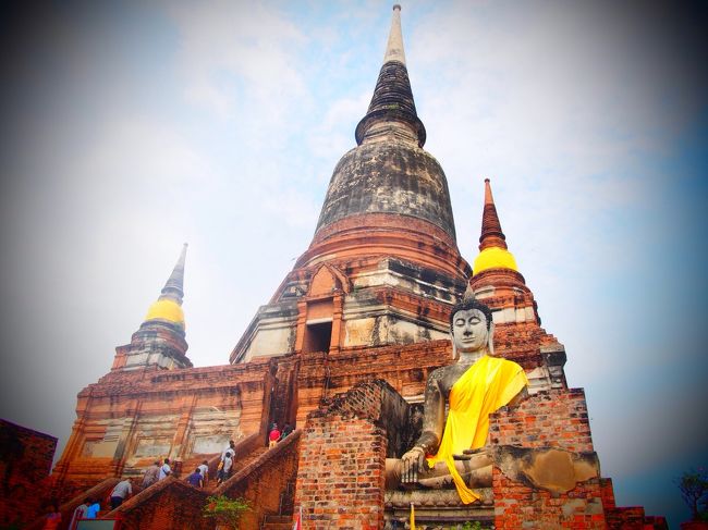 ワットヤイチャンモンコン<br />寝釈迦がどこにいるのか最後まで分からず