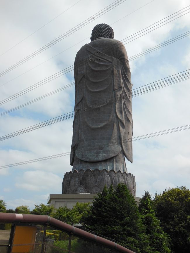 牛久大仏 青銅製立像で世界一としてギネスブックに登録されて