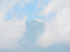 屋久島最高峰で九州最高峰でもある宮之浦岳(1,936m)が見えた！