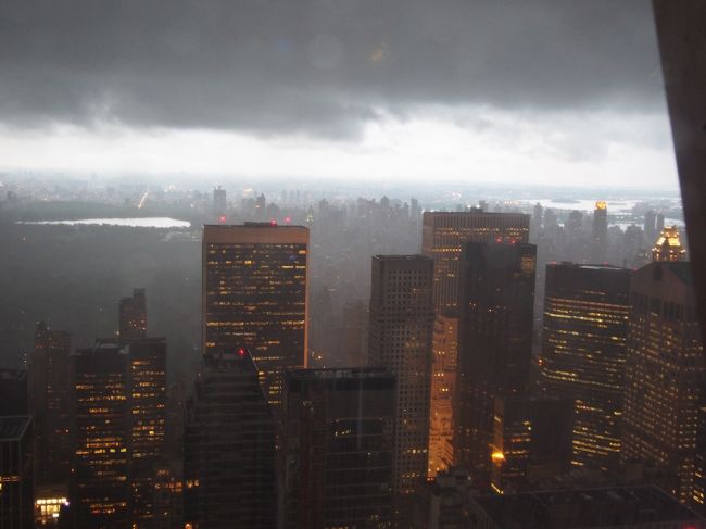 ちょっと明るいところもあるけど・・・