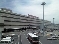 11:35
定刻に羽田空港に到着しました。
後は、スクーターに乗って自宅に帰ります。
今回は、韓国でノンビリして、北九州観光にフェリーと楽しい旅になりました。
ブログをご覧になられた皆様、ご静聴頂き、誠にありがとうございました。

= 完 =