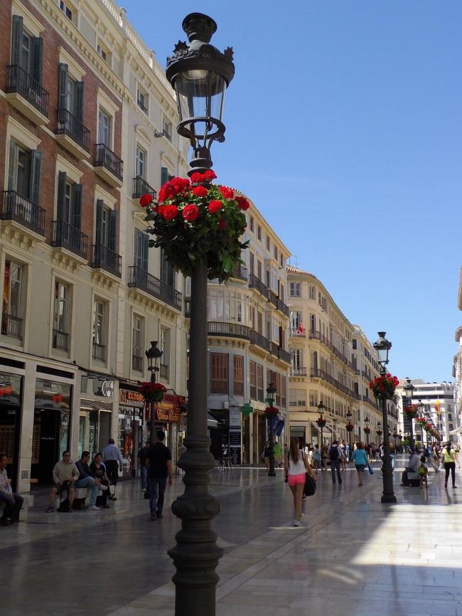 中心部は駅前と違って町並みがきれいです