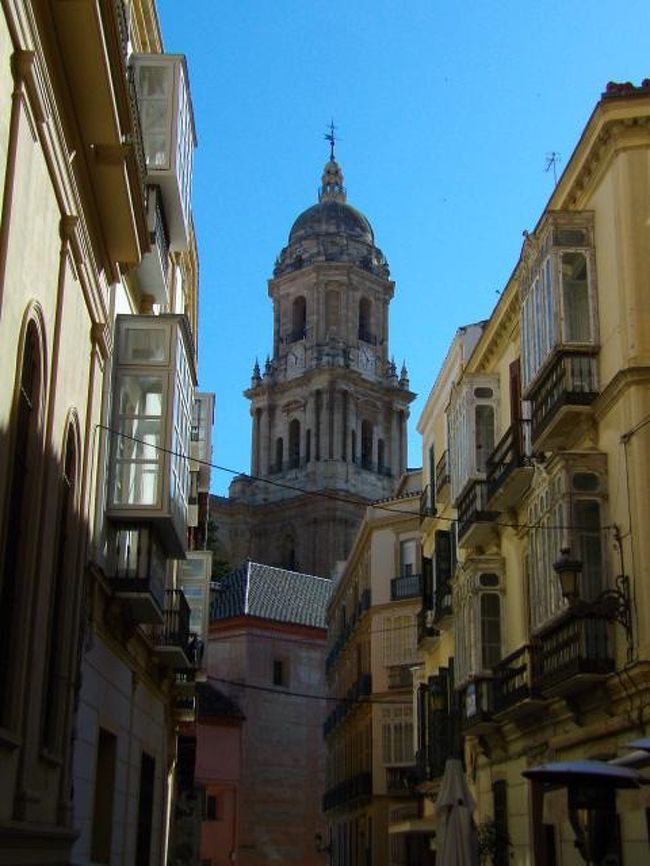 ピカソ美術館からカテドラルの塔