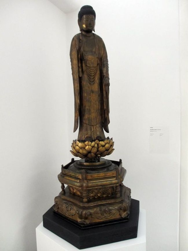 そしてなぜか仏像も(^-^;