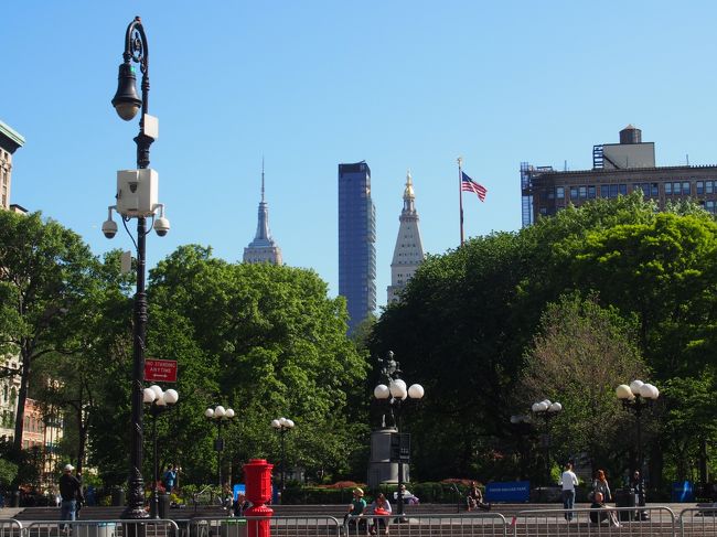 さて、地下鉄にのってまたユニオンスクエアへ。<br />今日はマーケットはやってません。静かな公園です。