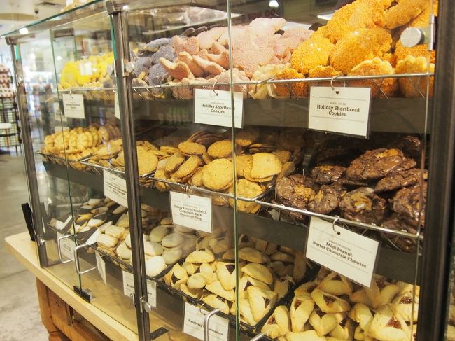 クッキーもほしいだけ！選び放題だけど、食べ過ぎちゃいそう〜