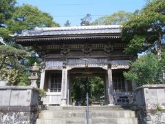 この日のスタートは、平田駅。
駅から、2.5キロほどで、39番札所の延光寺の山門に到着しました。 