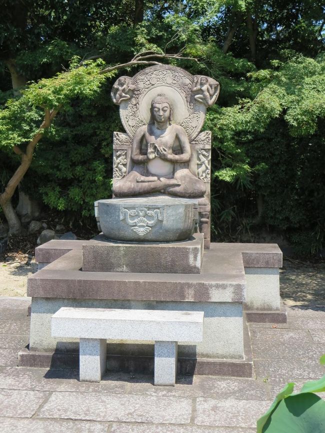 インド請来の、転法輪像