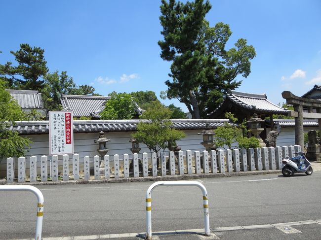 裏口を出てすぐ、菅原天満宮が見えてきました♪
