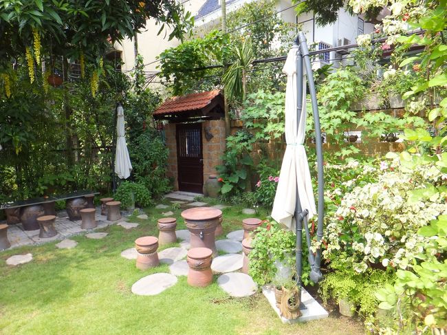 【Ｋｕ　ｏｉ　Ｑｕａｎ】<br /><br />　ガーデンにも席があります