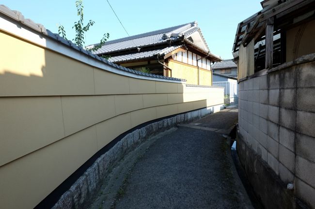 次なるイベントがあるので、いったんホテルに戻ります<br /><br />こうした細い道、なんとなくいい感じ<br /><br />僕は好きです