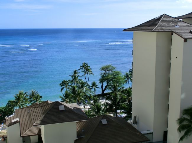 　こうすると、シェラトンは気になりません（汗）<br /><br />　ホテルと部屋の詳細は後ほどの旅行記で。