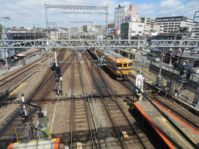 あ、特急が来たヽ(^o^)丿<br /><br />この後、自分が乗る電車が入ってくるのを見て、慌てて乗り込み、帰りました(^_^)v