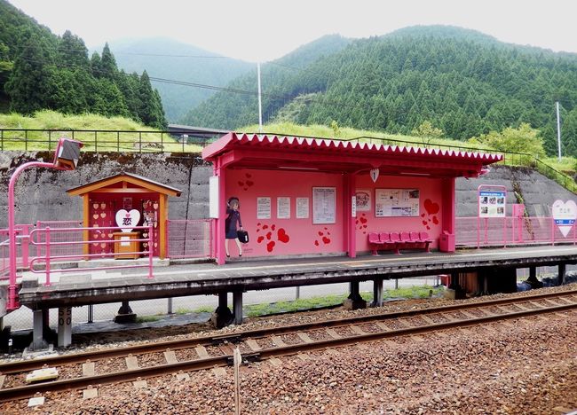 無人駅のホームは、御覧の通り♪<br />