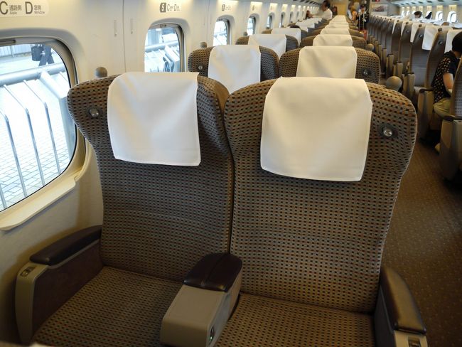 ビジネスで利用される方の割合が多いです。