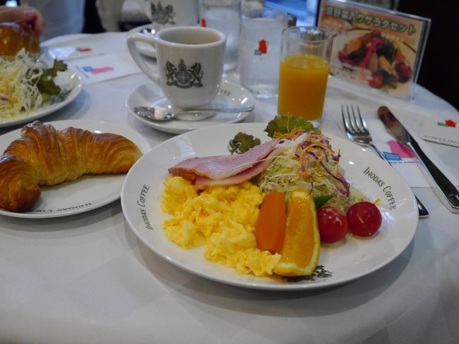 こちらは京の朝食セット。<br />朝７時に入って、８時にお店を出るときはお待ちの方が何組かいました。