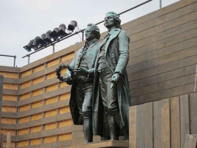 あ、ありました。<br /><br />ついたてで囲われていて見えなかったんですね。