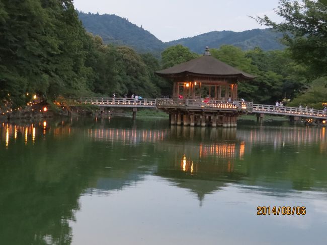 午後７時点灯です<br />ローソクに灯りが入りました