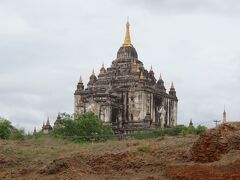 タビィニュ寺院