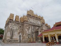 マヌーハ寺院
マヌーハはタトォン国の王で、捕虜になってこの地に連行されたといいます。