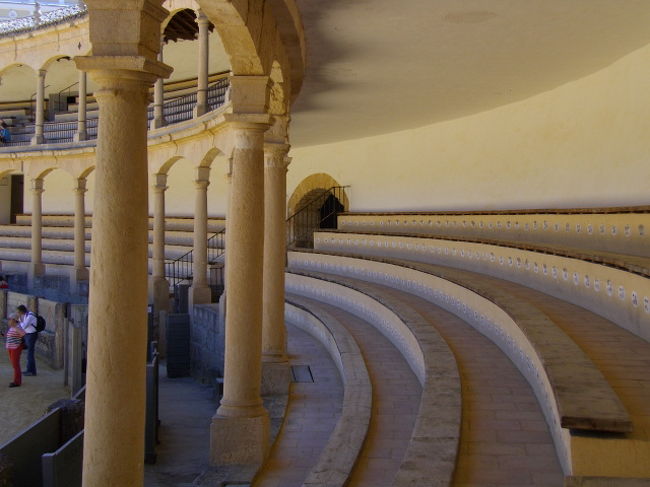 闘牛場の観覧席